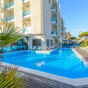 Giulietta 3*, Riccione Italia